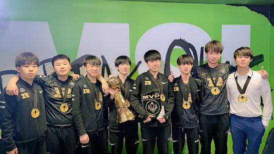 儿童物体游戏中的性别差异与劳动分工的进化探索